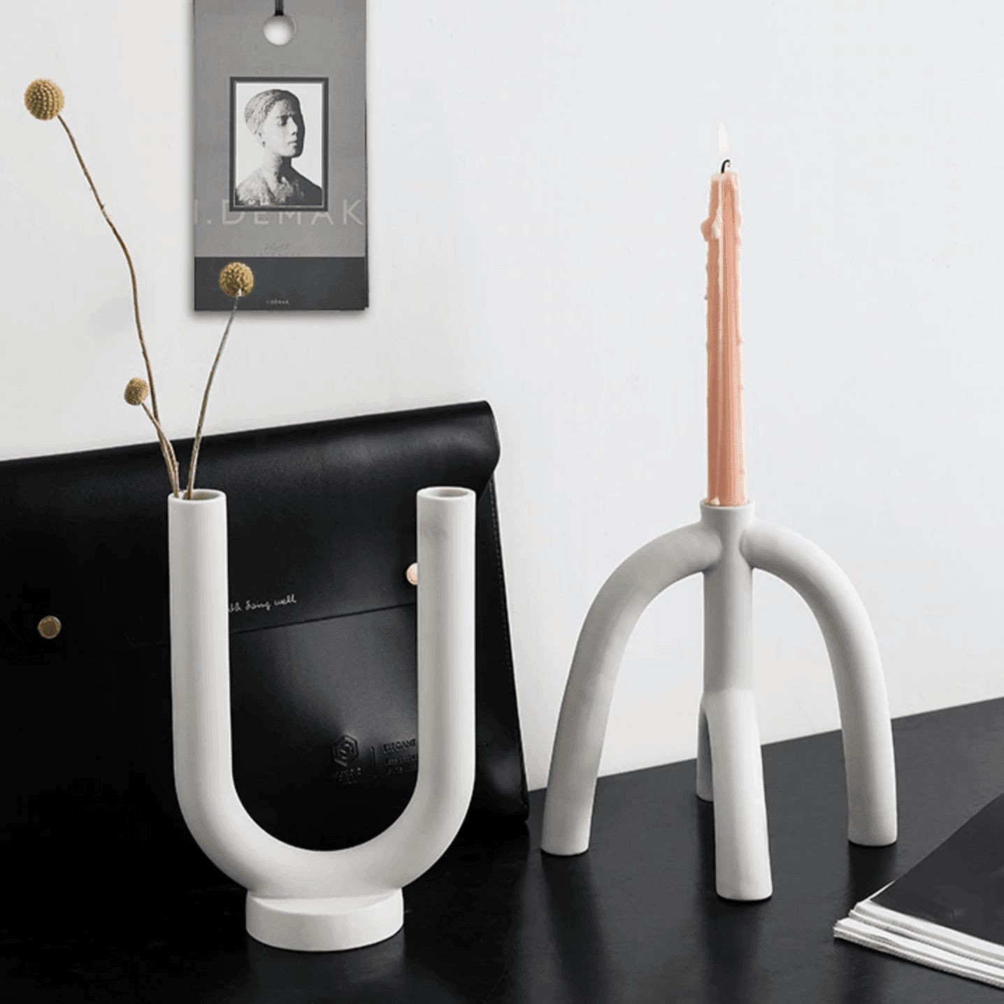 Suporturi pentru lumânări subțiri cu forme curbe scandinave